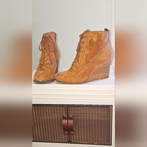 A New Day Faux Brown Suede Wedge Booties Size 8.5 Zip & Lace Up Heels